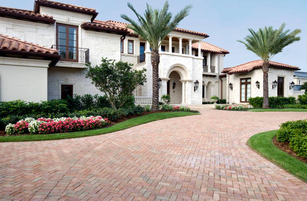 Best Driveway Paving Contractor  in Bull Run Mountain Estates, VA
